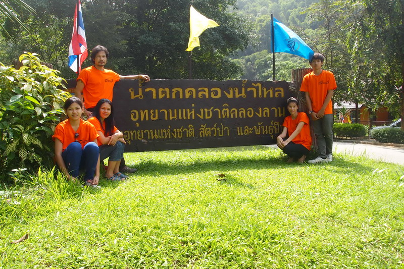 ชื่อ:  P9290323-1.jpg
ครั้ง: 327
ขนาด:  266.5 กิโลไบต์