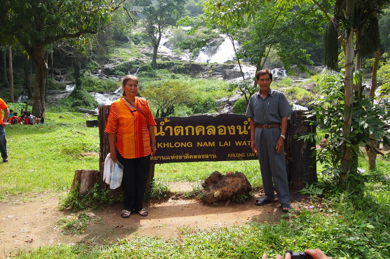 ชื่อ:  P9290343-1.jpg
ครั้ง: 237
ขนาด:  255.8 กิโลไบต์