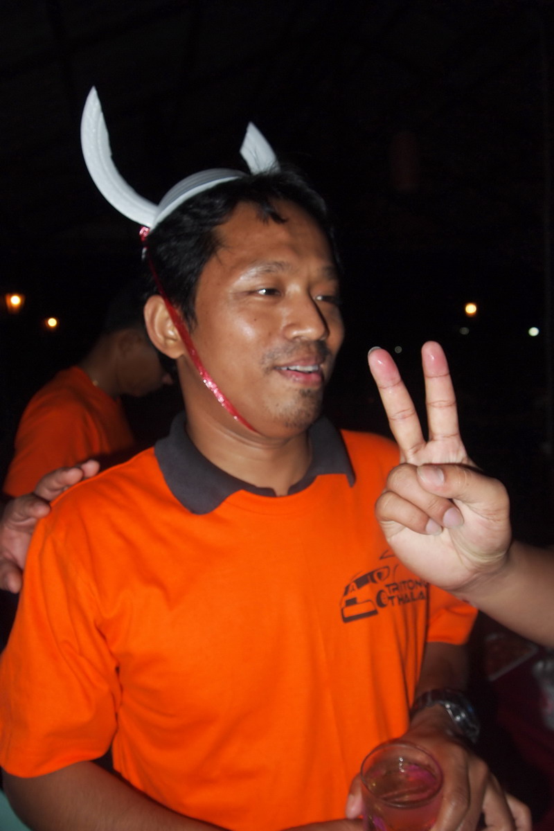ชื่อ:  P9290464-1.jpg
ครั้ง: 203
ขนาด:  148.8 กิโลไบต์