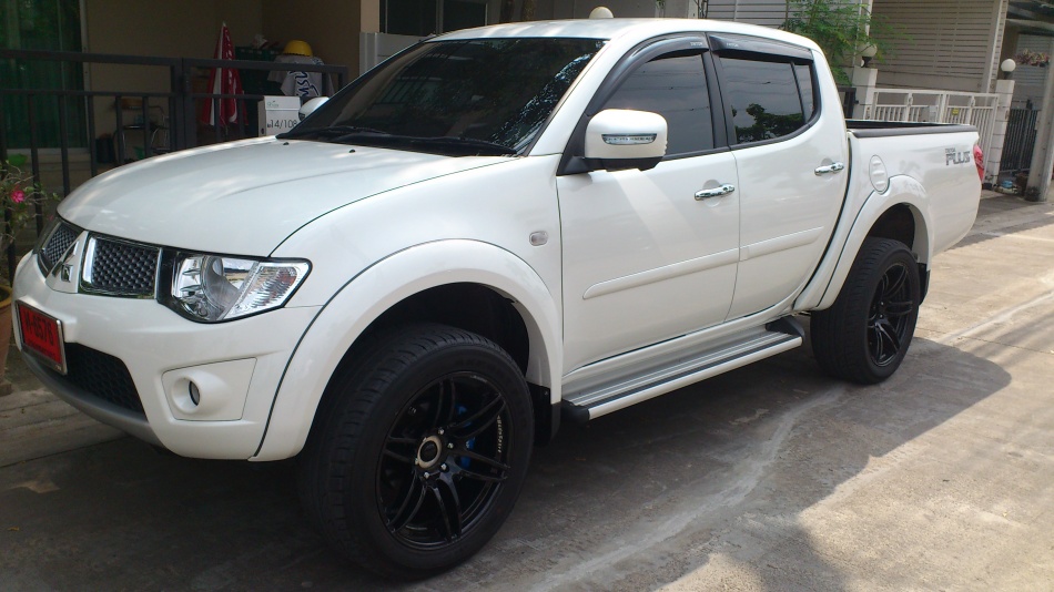 ชื่อ:  DSC_0137.jpg
ครั้ง: 2241
ขนาด:  172.2 กิโลไบต์