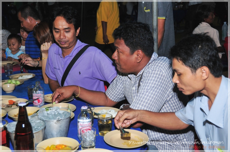 ชื่อ:  DSC_4226.jpg
ครั้ง: 271
ขนาด:  222.5 กิโลไบต์