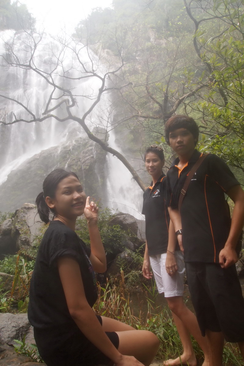 ชื่อ:  P9300597-1.jpg
ครั้ง: 315
ขนาด:  244.6 กิโลไบต์