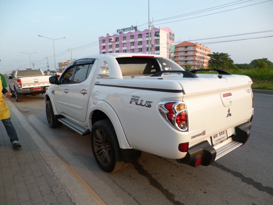 ชื่อ:  P1000489.jpg
ครั้ง: 275
ขนาด:  206.2 กิโลไบต์