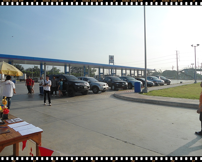 ชื่อ:  DSC03124.JPG
ครั้ง: 1274
ขนาด:  180.9 กิโลไบต์