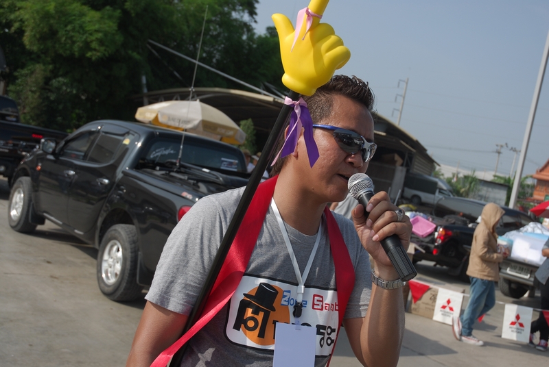 ชื่อ:  W u TT P i x's 00199.jpg
ครั้ง: 528
ขนาด:  320.5 กิโลไบต์