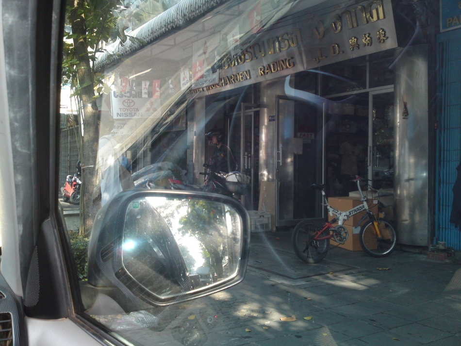 ชื่อ:  10112012818.jpg
ครั้ง: 1055
ขนาด:  241.9 กิโลไบต์