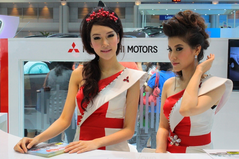 ชื่อ:  IMG_9770 (800x533).jpg
ครั้ง: 485
ขนาด:  298.4 กิโลไบต์