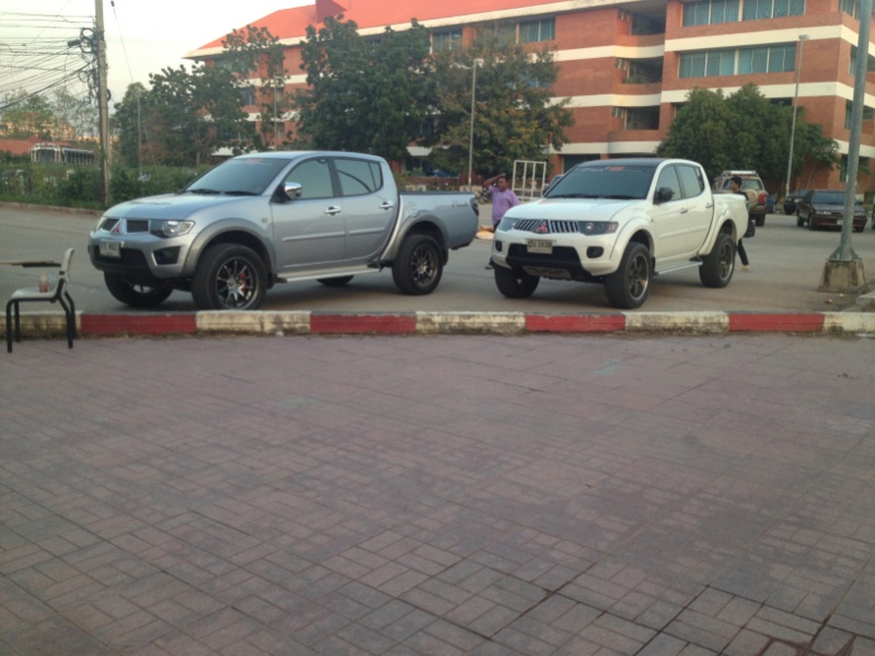 ชื่อ:  image-1067043323.jpg
ครั้ง: 1017
ขนาด:  147.7 กิโลไบต์