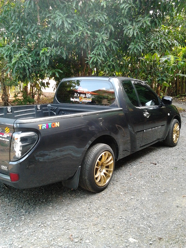 ชื่อ:  2012-12-02 15.31.59.jpg
ครั้ง: 1696
ขนาด:  274.5 กิโลไบต์