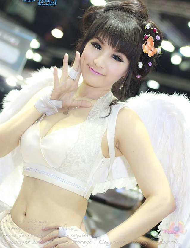 ชื่อ:  556838_533373443340857_1924221752_n.jpg
ครั้ง: 1308
ขนาด:  144.2 กิโลไบต์