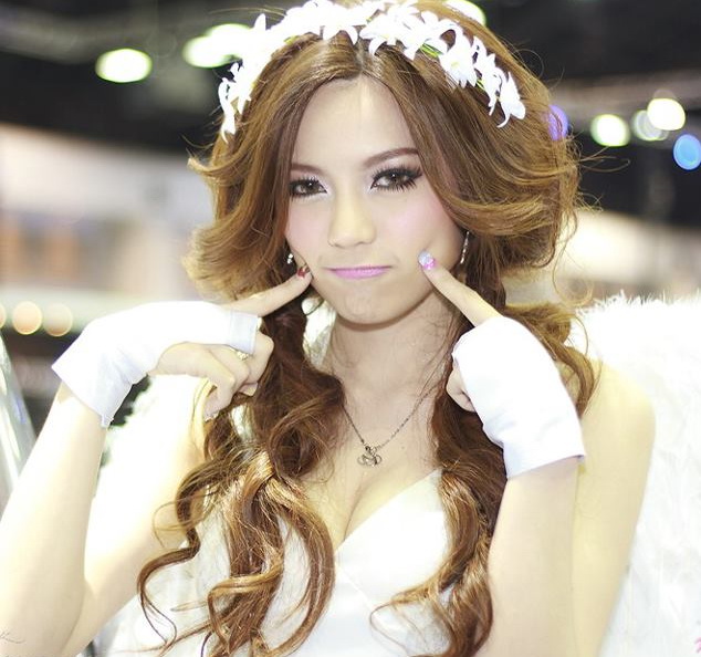 ชื่อ:  228393_533373253340876_1021206420_n.jpg
ครั้ง: 1139
ขนาด:  113.6 กิโลไบต์