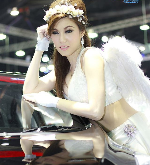 ชื่อ:  313602_533373316674203_1625999527_n.jpg
ครั้ง: 1161
ขนาด:  124.7 กิโลไบต์
