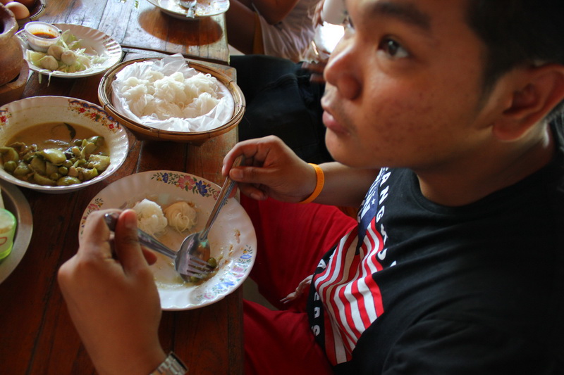 ชื่อ:  IMG_7111_resize.JPG
ครั้ง: 135
ขนาด:  148.6 กิโลไบต์