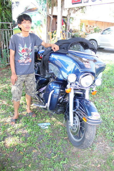 ชื่อ:  IMG_7129_resize.JPG
ครั้ง: 141
ขนาด:  173.2 กิโลไบต์