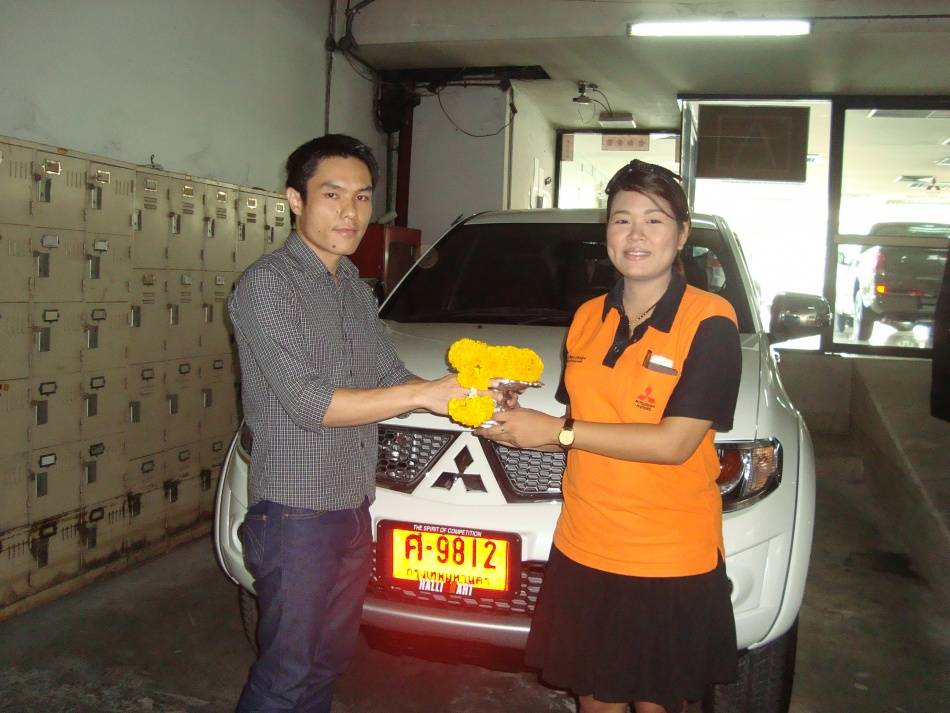 ชื่อ:  DSC05452.jpg
ครั้ง: 364
ขนาด:  249.9 กิโลไบต์