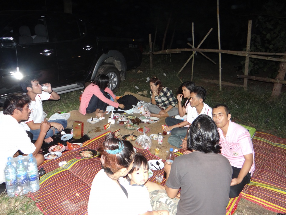 ชื่อ:  DSC01145.jpg
ครั้ง: 196
ขนาด:  269.3 กิโลไบต์