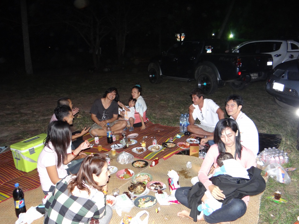 ชื่อ:  DSC01146.jpg
ครั้ง: 194
ขนาด:  256.6 กิโลไบต์