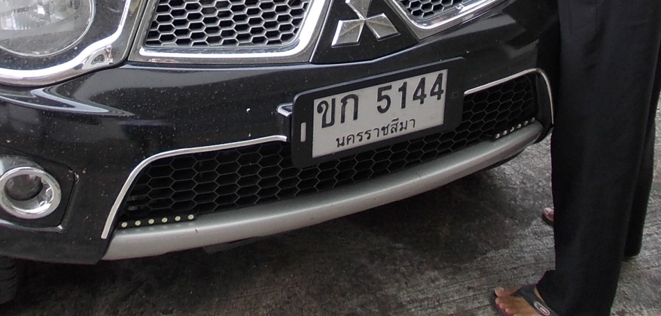 ชื่อ:  DSCN1054_2.jpg
ครั้ง: 64514
ขนาด:  151.6 กิโลไบต์