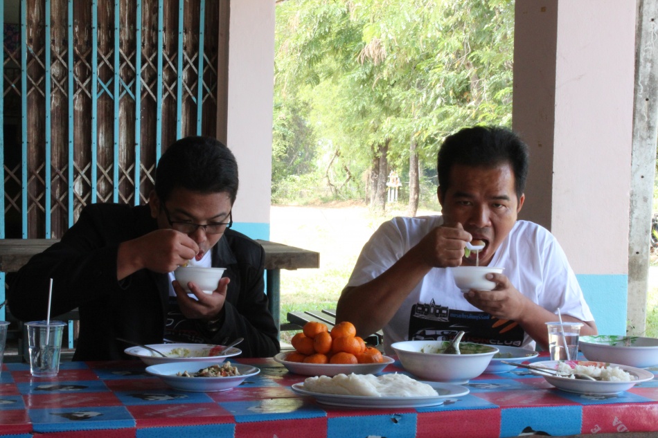 ชื่อ:  IMG_3293.jpg
ครั้ง: 284
ขนาด:  234.7 กิโลไบต์