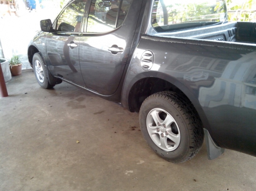 ชื่อ:  1357910405870.jpg
ครั้ง: 2501
ขนาด:  139.4 กิโลไบต์