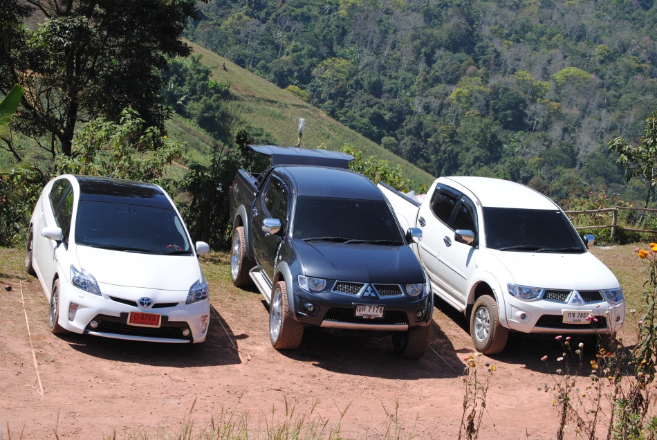 ชื่อ:  DSC_0100.jpg
ครั้ง: 510
ขนาด:  327.8 กิโลไบต์
