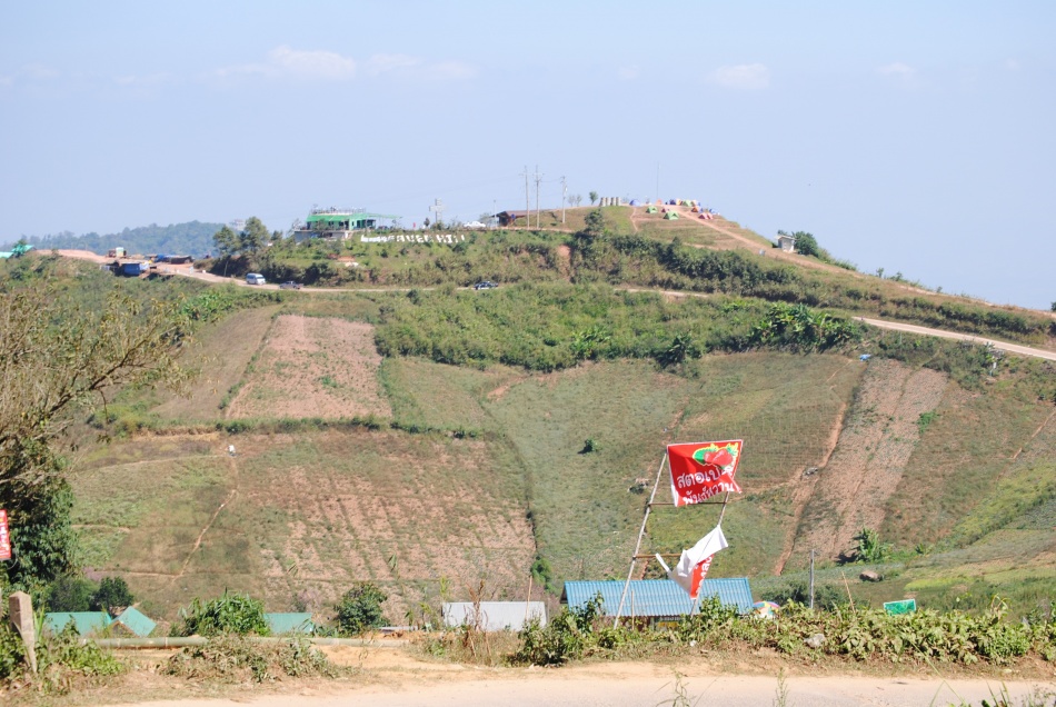 ชื่อ:  DSC_0080.jpg
ครั้ง: 404
ขนาด:  253.7 กิโลไบต์