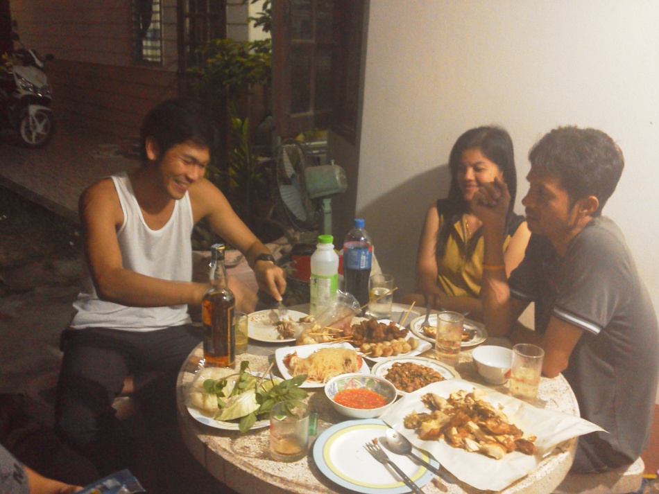 ชื่อ:  IMG_20130123_185612.jpg
ครั้ง: 238
ขนาด:  210.1 กิโลไบต์