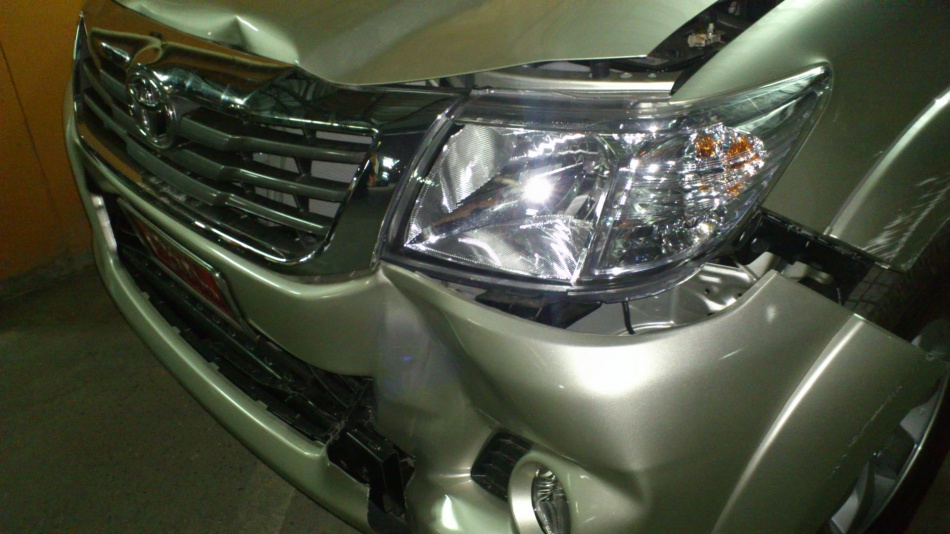 ชื่อ:  DSC_2142.jpg
ครั้ง: 1805
ขนาด:  172.5 กิโลไบต์