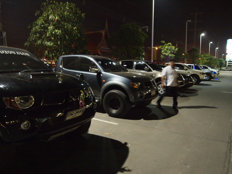 ชื่อ:  P2091835_resize.JPG
ครั้ง: 226
ขนาด:  122.4 กิโลไบต์
