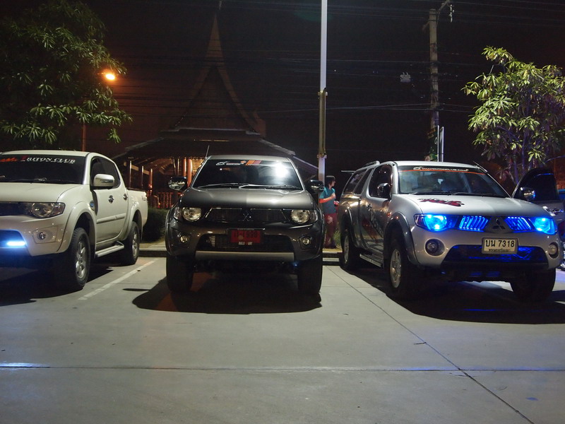 ชื่อ:  P2091850_resize.JPG
ครั้ง: 251
ขนาด:  141.2 กิโลไบต์