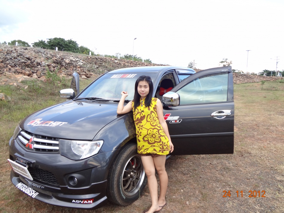 ชื่อ:  DSC04581.jpg
ครั้ง: 636
ขนาด:  261.4 กิโลไบต์