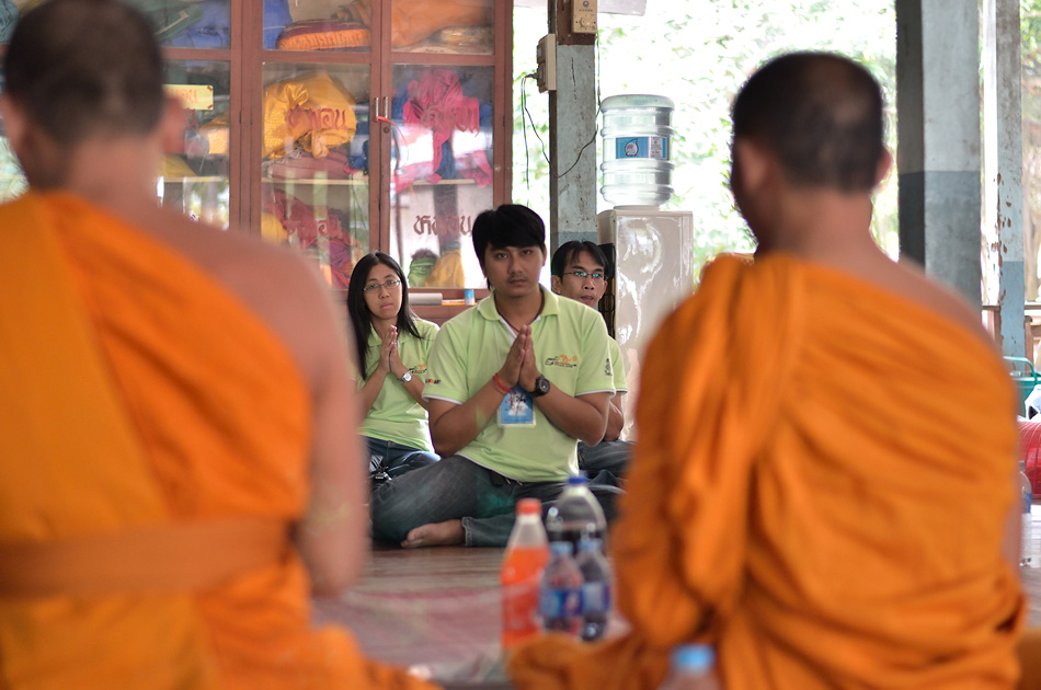 ชื่อ:  DSC_1966.jpg
ครั้ง: 242
ขนาด:  174.0 กิโลไบต์
