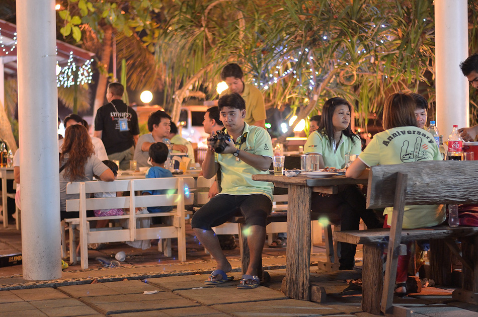 ชื่อ:  DSC_2203.jpg
ครั้ง: 248
ขนาด:  299.5 กิโลไบต์