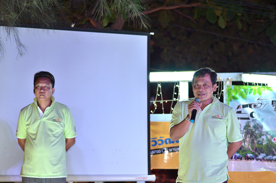 ชื่อ:  DSC_2217.jpg
ครั้ง: 252
ขนาด:  177.1 กิโลไบต์