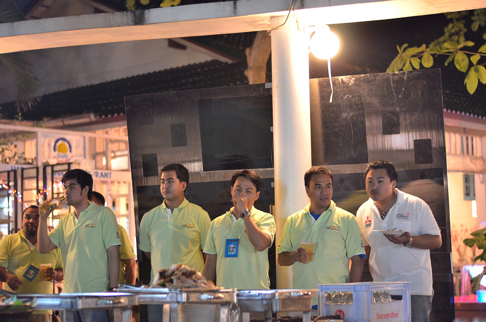 ชื่อ:  DSC_2248.jpg
ครั้ง: 306
ขนาด:  239.8 กิโลไบต์