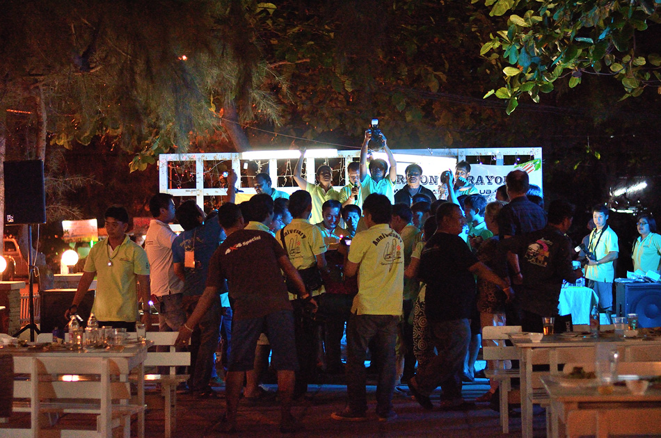 ชื่อ:  DSC_2267.jpg
ครั้ง: 308
ขนาด:  325.3 กิโลไบต์