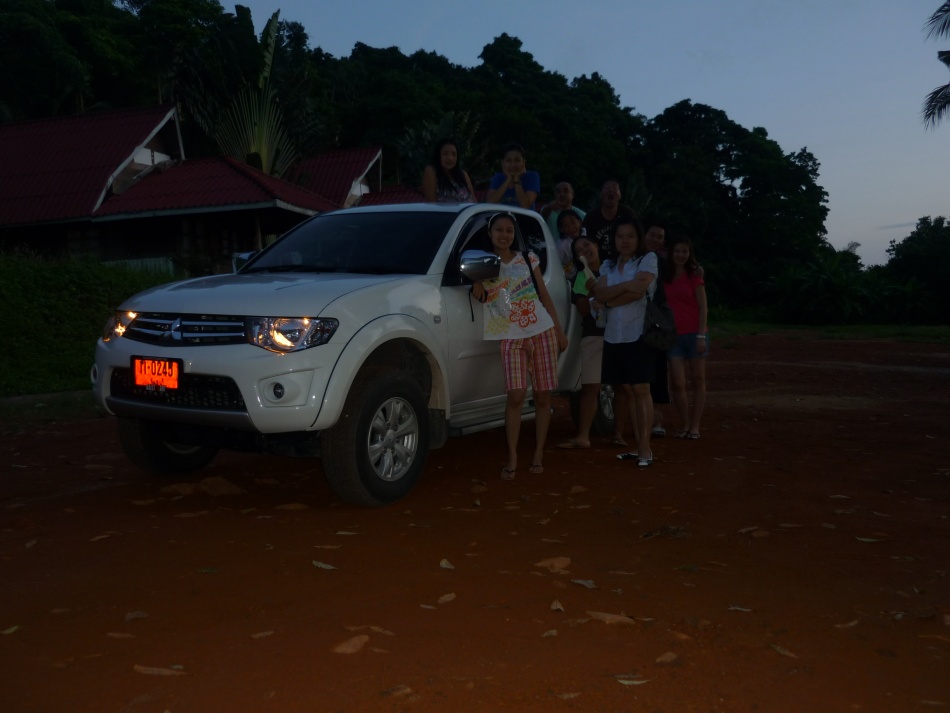 ชื่อ:  P1040821.jpg
ครั้ง: 363
ขนาด:  138.0 กิโลไบต์