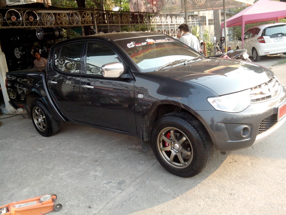 ชื่อ:  IMG_20130302_162110.jpg
ครั้ง: 2149
ขนาด:  273.5 กิโลไบต์
