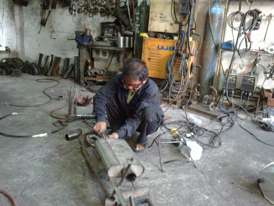 ชื่อ:  090320132215.jpg
ครั้ง: 1772
ขนาด:  287.3 กิโลไบต์