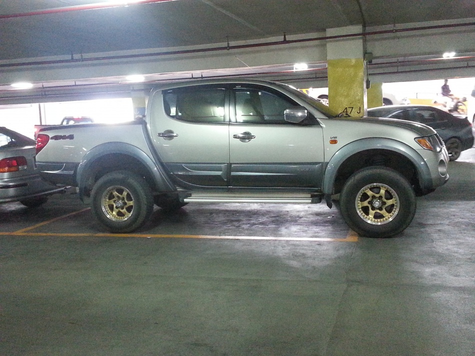 ชื่อ:  20121224_130652.jpg
ครั้ง: 647
ขนาด:  270.3 กิโลไบต์