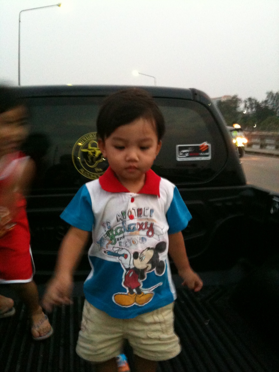 ชื่อ:  IMG_0268.jpg
ครั้ง: 202
ขนาด:  319.9 กิโลไบต์