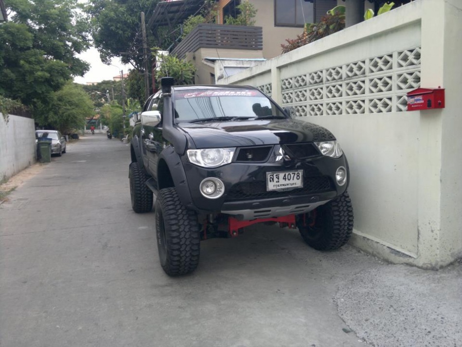 ชื่อ:  539014_4717950274867_1181952518_n.jpg
ครั้ง: 1739
ขนาด:  202.9 กิโลไบต์