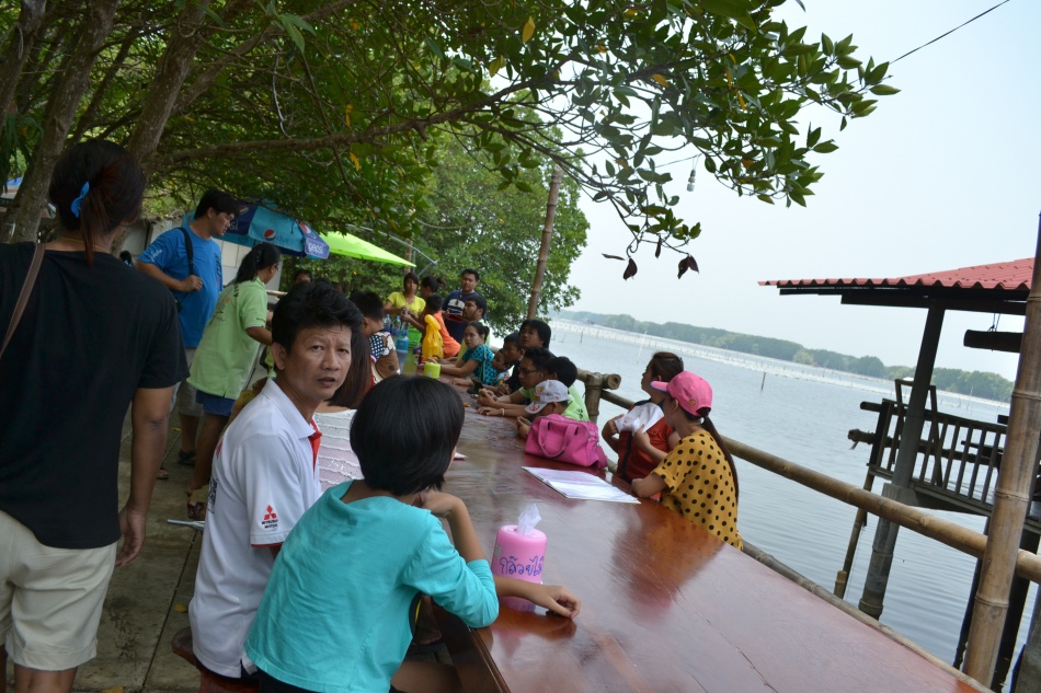ชื่อ:  DSC_2390.jpg
ครั้ง: 238
ขนาด:  256.3 กิโลไบต์