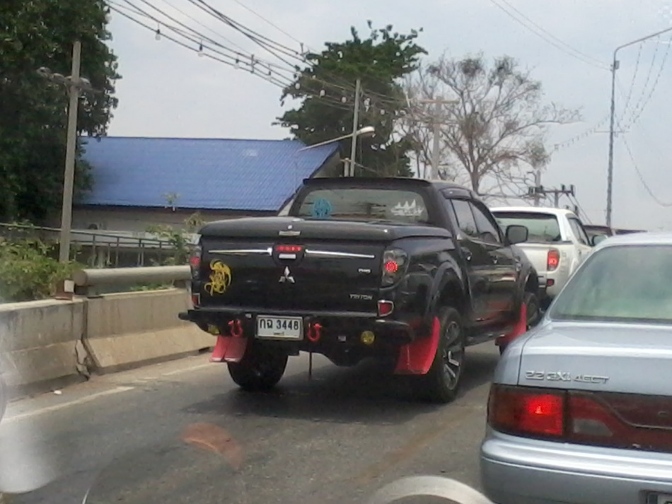 ชื่อ:  2013-04-13 12.15.01.jpg
ครั้ง: 709
ขนาด:  176.4 กิโลไบต์
