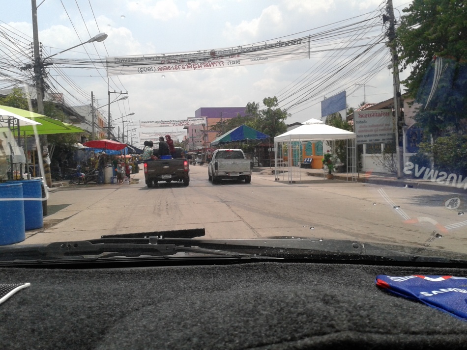 ชื่อ:  2013-04-14 13.29.01.jpg
ครั้ง: 248
ขนาด:  272.5 กิโลไบต์