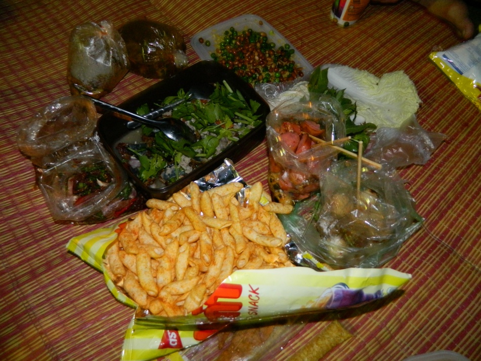 ชื่อ:  DSCN5177.jpg
ครั้ง: 243
ขนาด:  299.0 กิโลไบต์