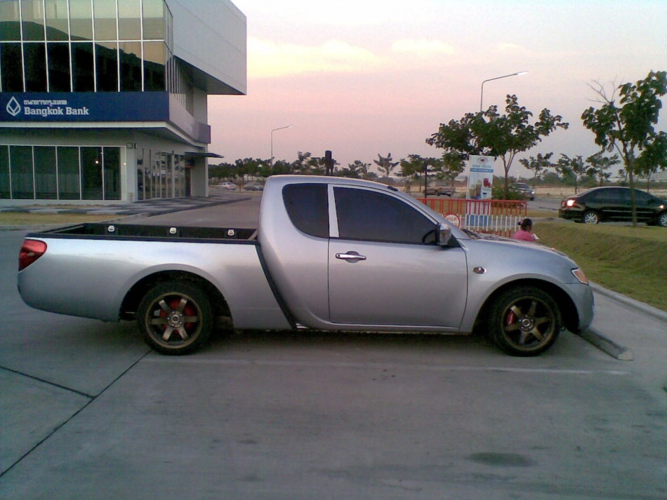 ชื่อ:  12122011(002) - Copy.jpg
ครั้ง: 2597
ขนาด:  202.2 กิโลไบต์