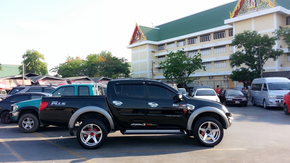 ชื่อ:  C360_2013-05-06-16-32-58-370.jpg
ครั้ง: 209
ขนาด:  188.6 กิโลไบต์