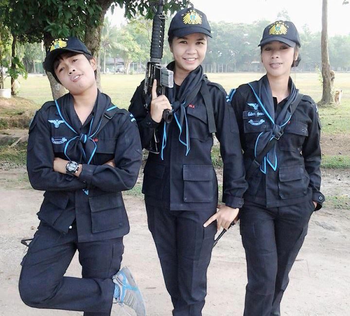 ชื่อ:  164217_271087496368371_1519949048_n.jpg
ครั้ง: 437
ขนาด:  93.3 กิโลไบต์