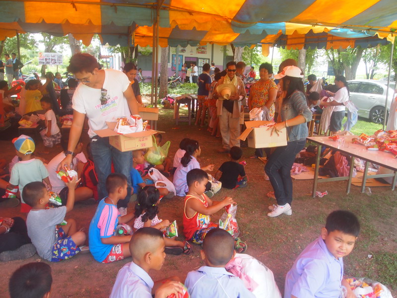 ชื่อ:  P5112154_resize.JPG
ครั้ง: 277
ขนาด:  199.6 กิโลไบต์